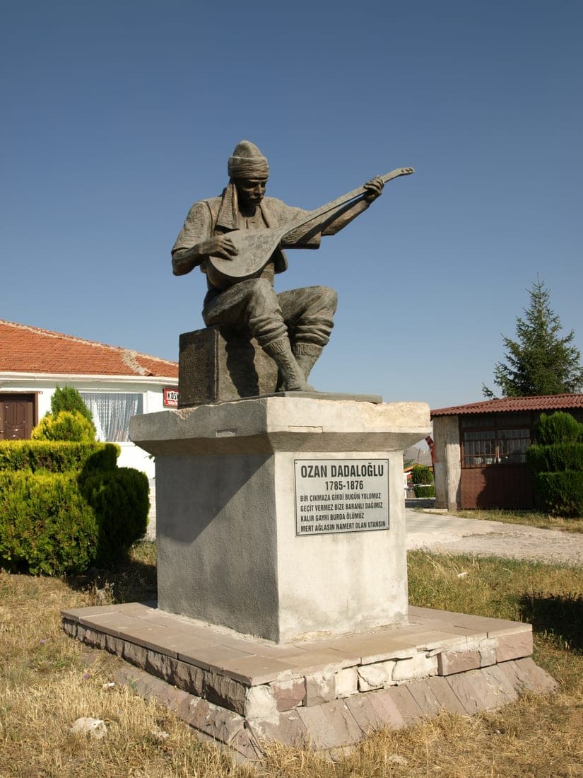 Kaman’daki Dadaloğlu anıtı